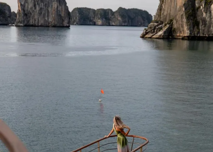 Bhaya Soul - Wellness Inclusive Cruise  Hạ Long